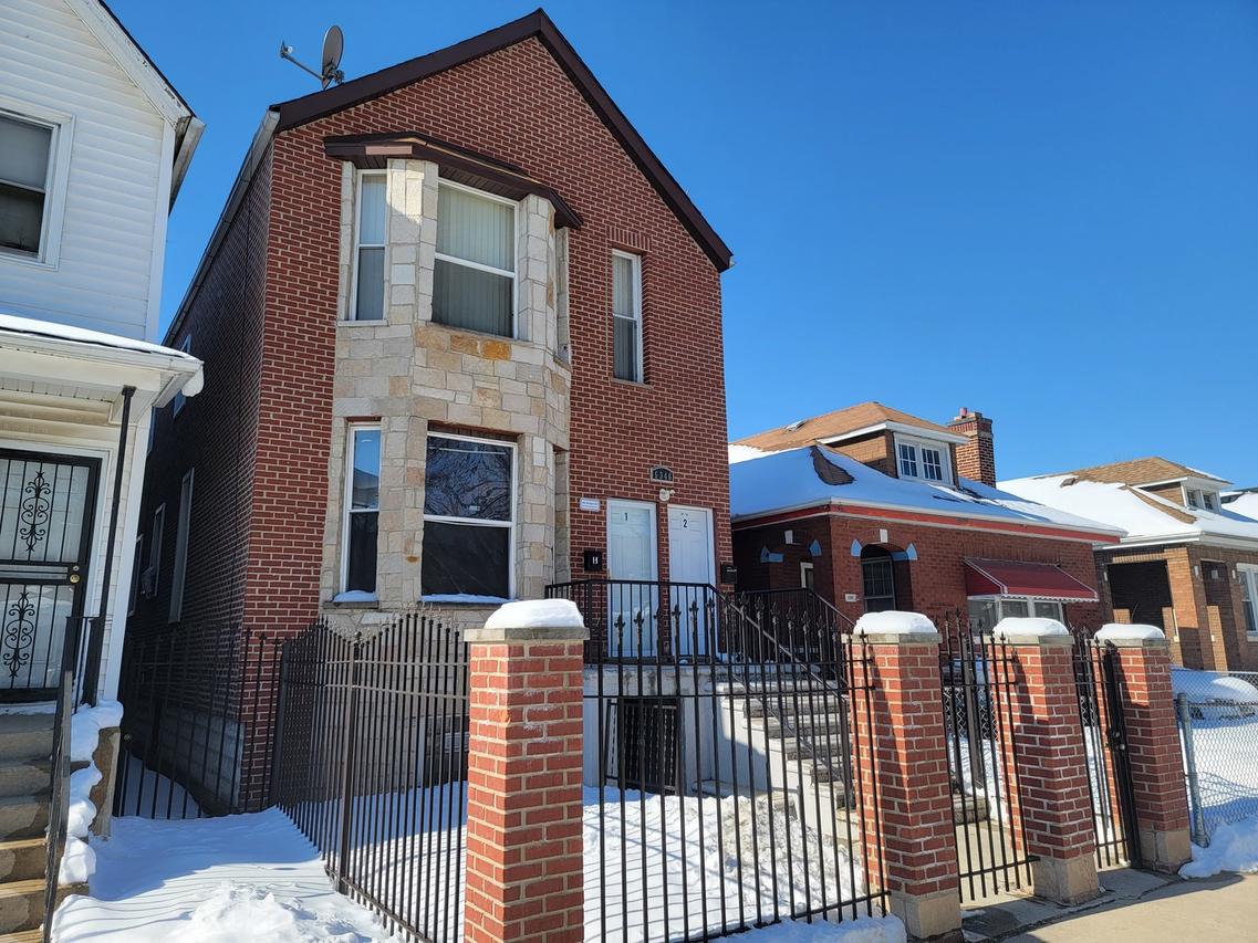 6346 S Saint Lawrence Ave., Chicago, IL 60637