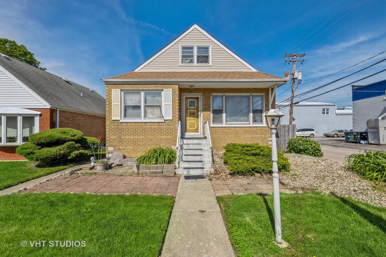 4126 Rose Ave., Lyons, IL 60534
