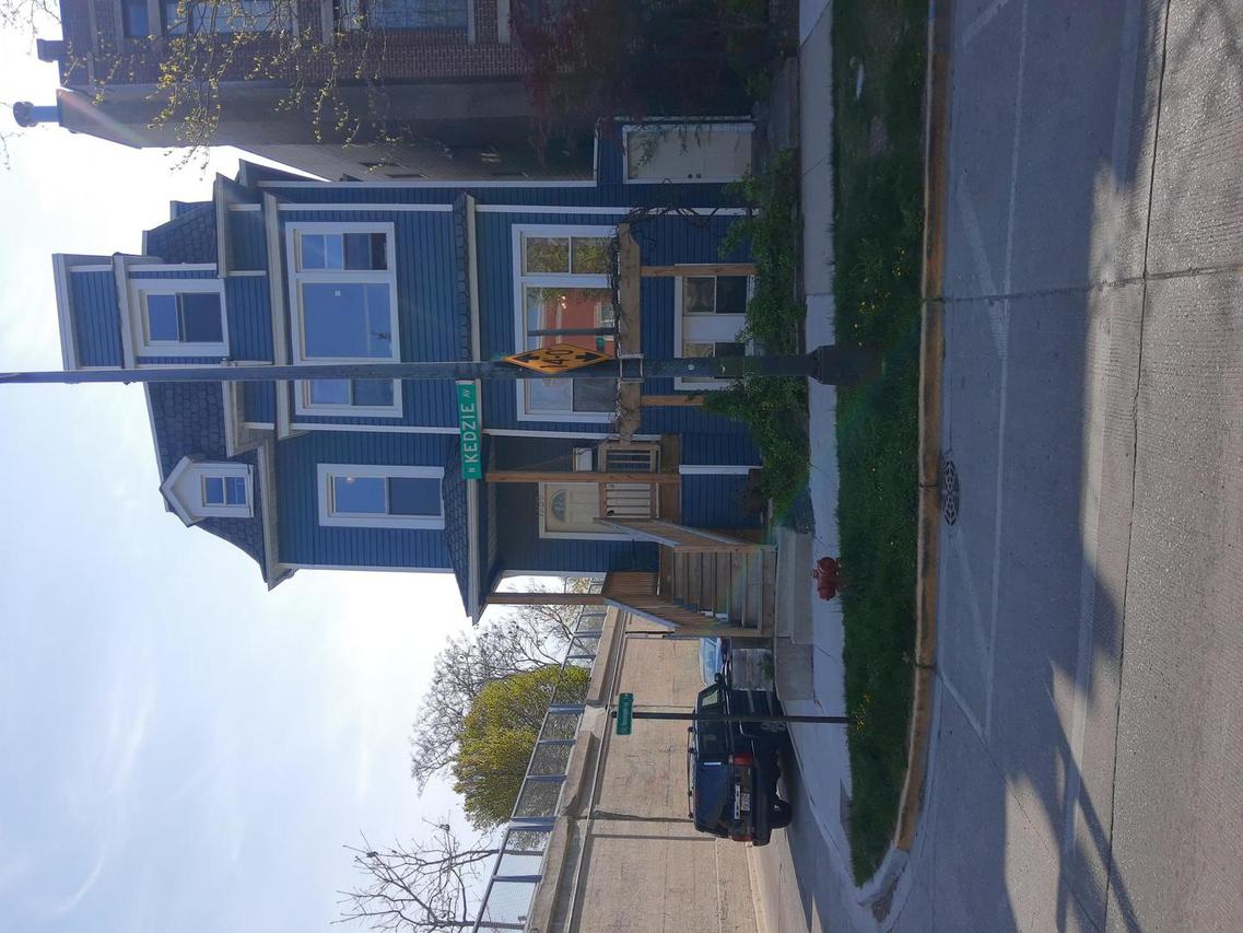 1759 N Kedzie Ave., Chicago, IL 60647