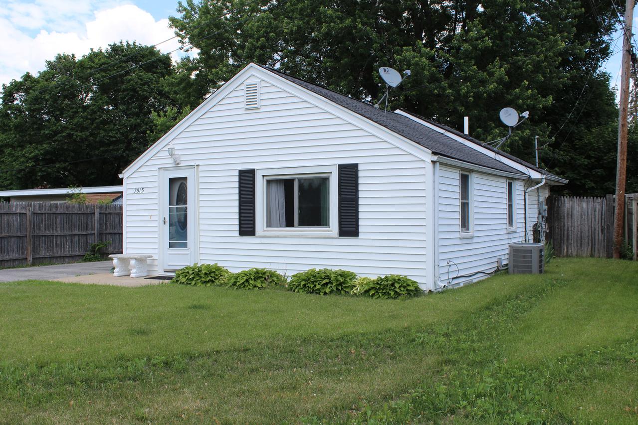 7013 Elkhorn St., Machesney Park, IL 61115