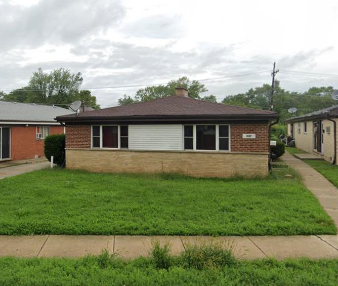 532 W Division St., Villa Park, IL 60181