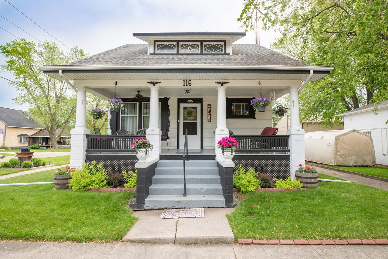 116 E Main St., Yates City, IL 61572