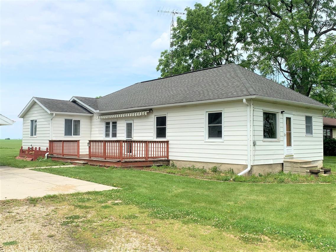 220 N Sundown St., Kinsman, IL 60437