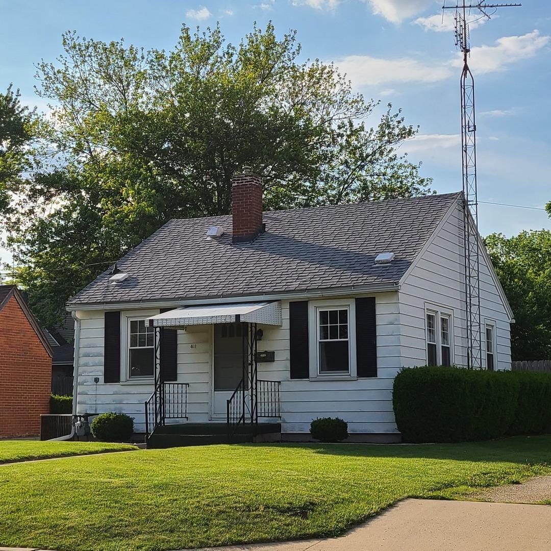 411 E Graham St., Dixon, IL 61021