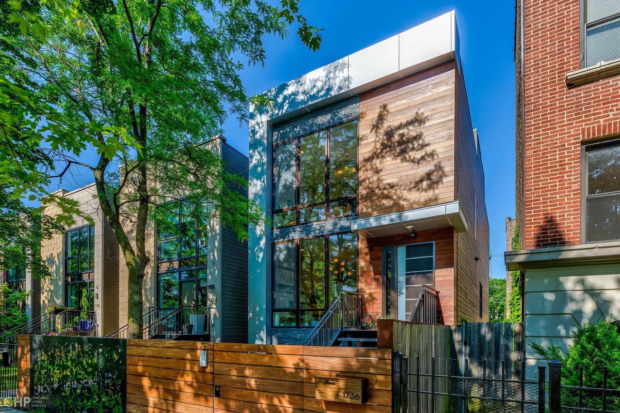 1736 N Humboldt Blvd., Chicago, IL 60647
