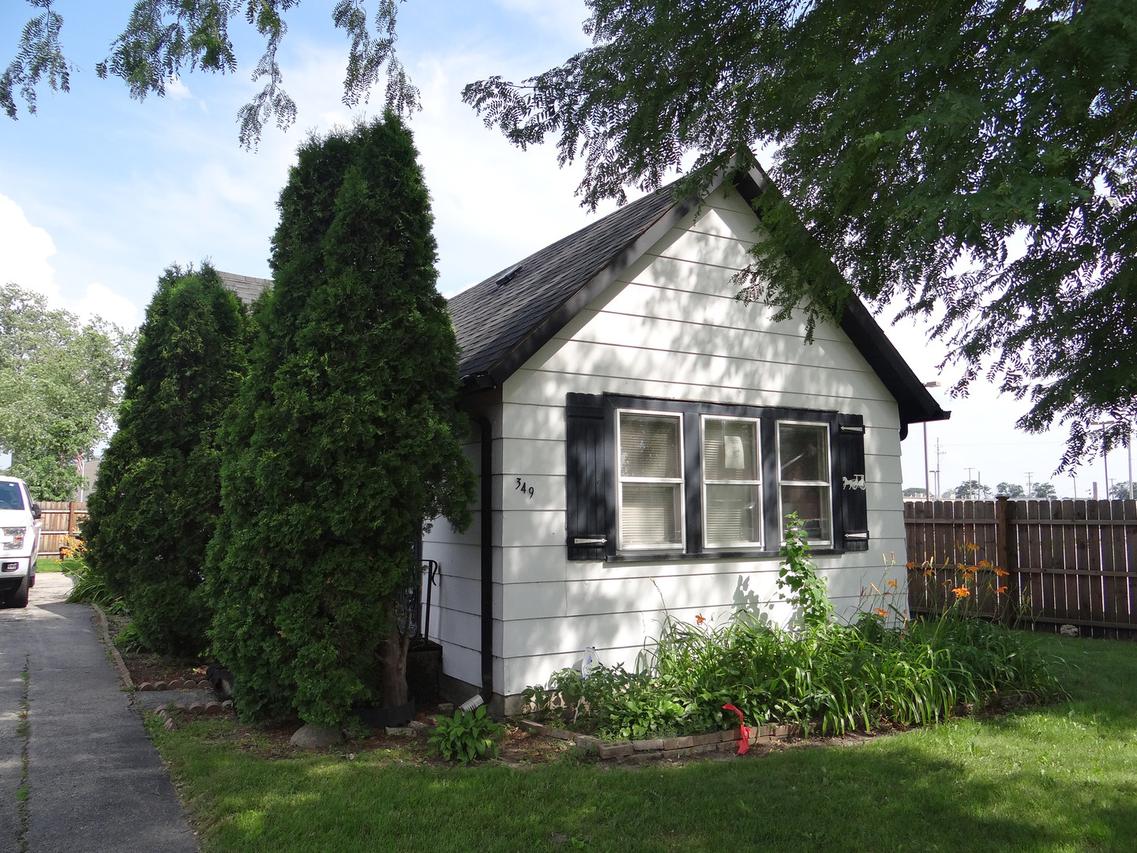 349 27th Ave., Bellwood, IL 60104