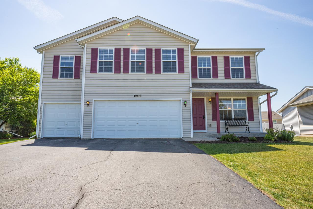 2969 Vaughndale Dr., Machesney Park, IL 61115