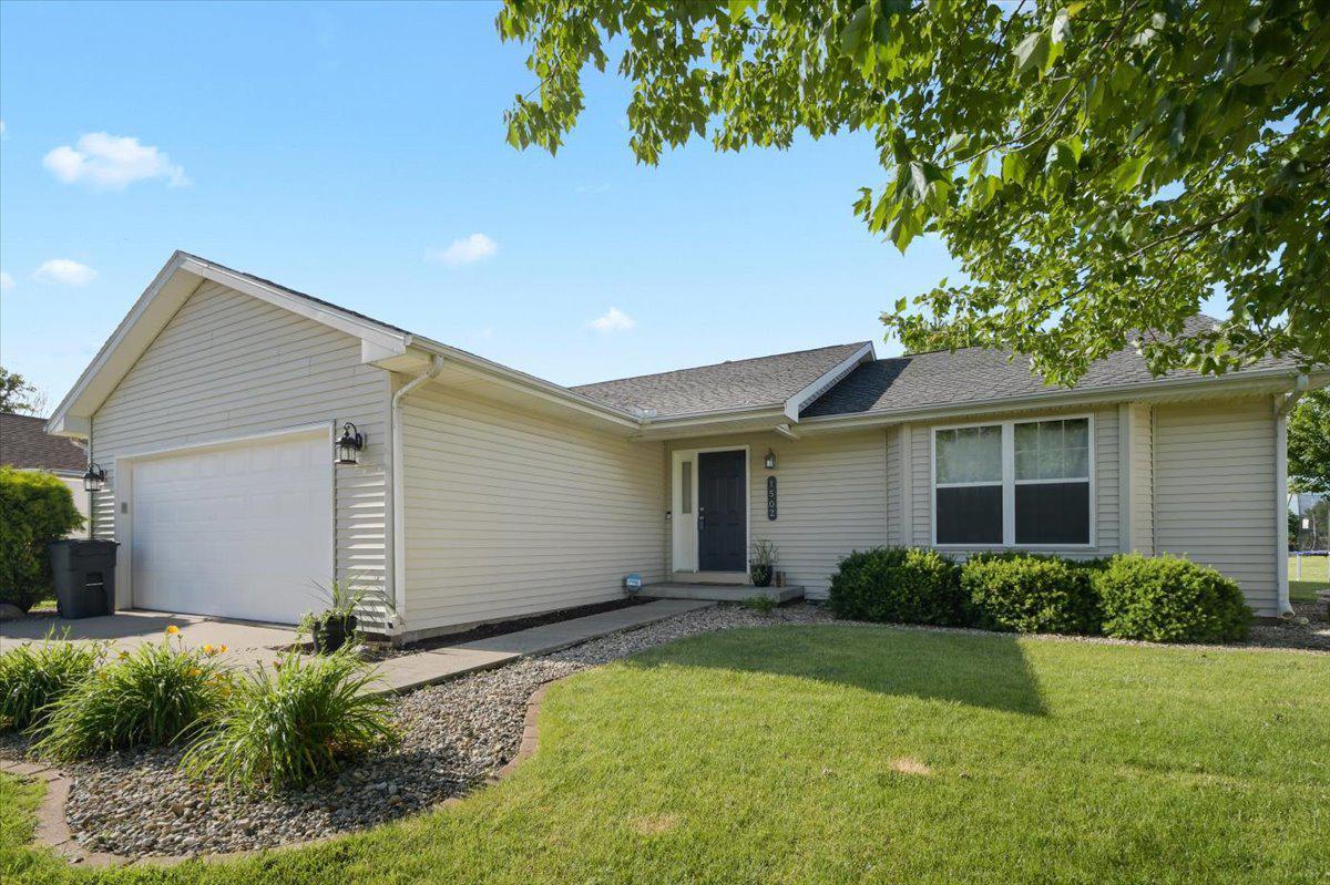 1502 Park Ave., St. Joseph, IL 61873