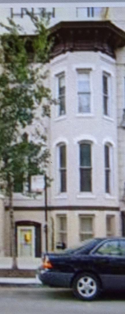 109 W Elm St., Chicago, IL 60610