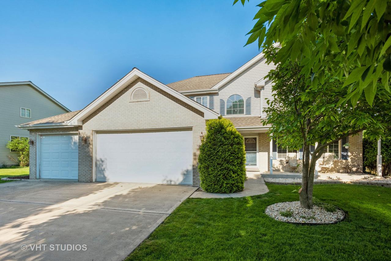 607 Superior Dr., Romeoville, IL 60446