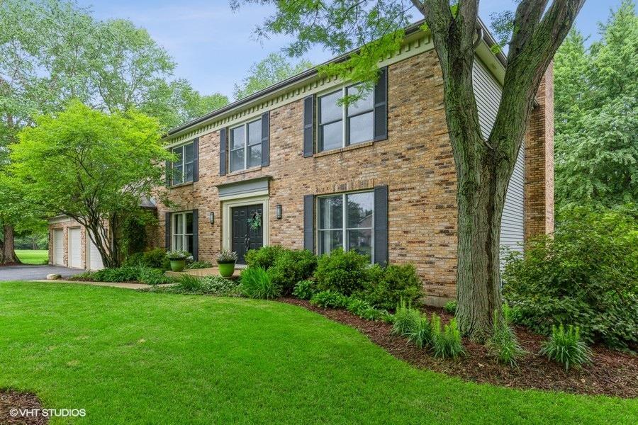 1290 Acorn Ct., Sleepy Hollow, IL 60118