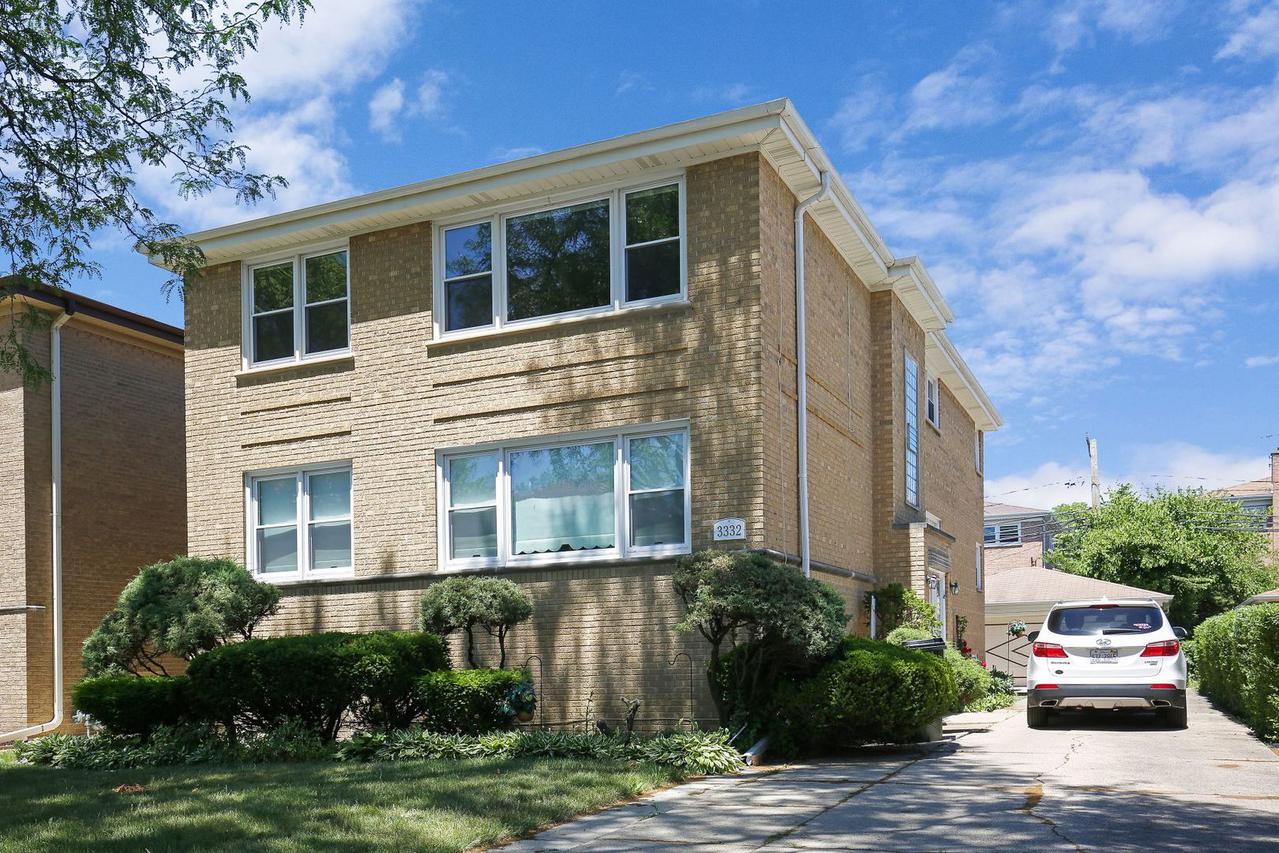 3332 W Columbia Ave., Lincolnwood, IL 60712