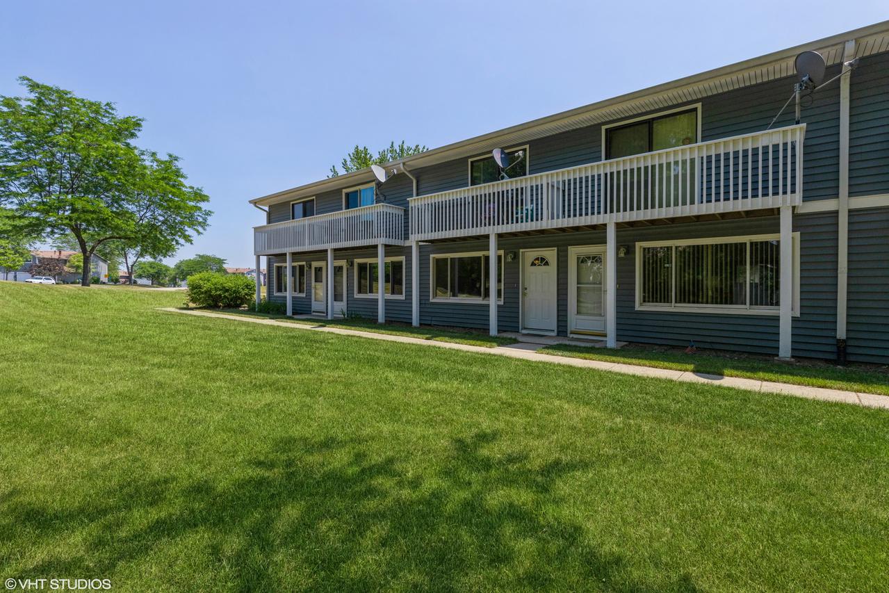 34250 N Birch Ln. #28C, Gurnee, IL 60031