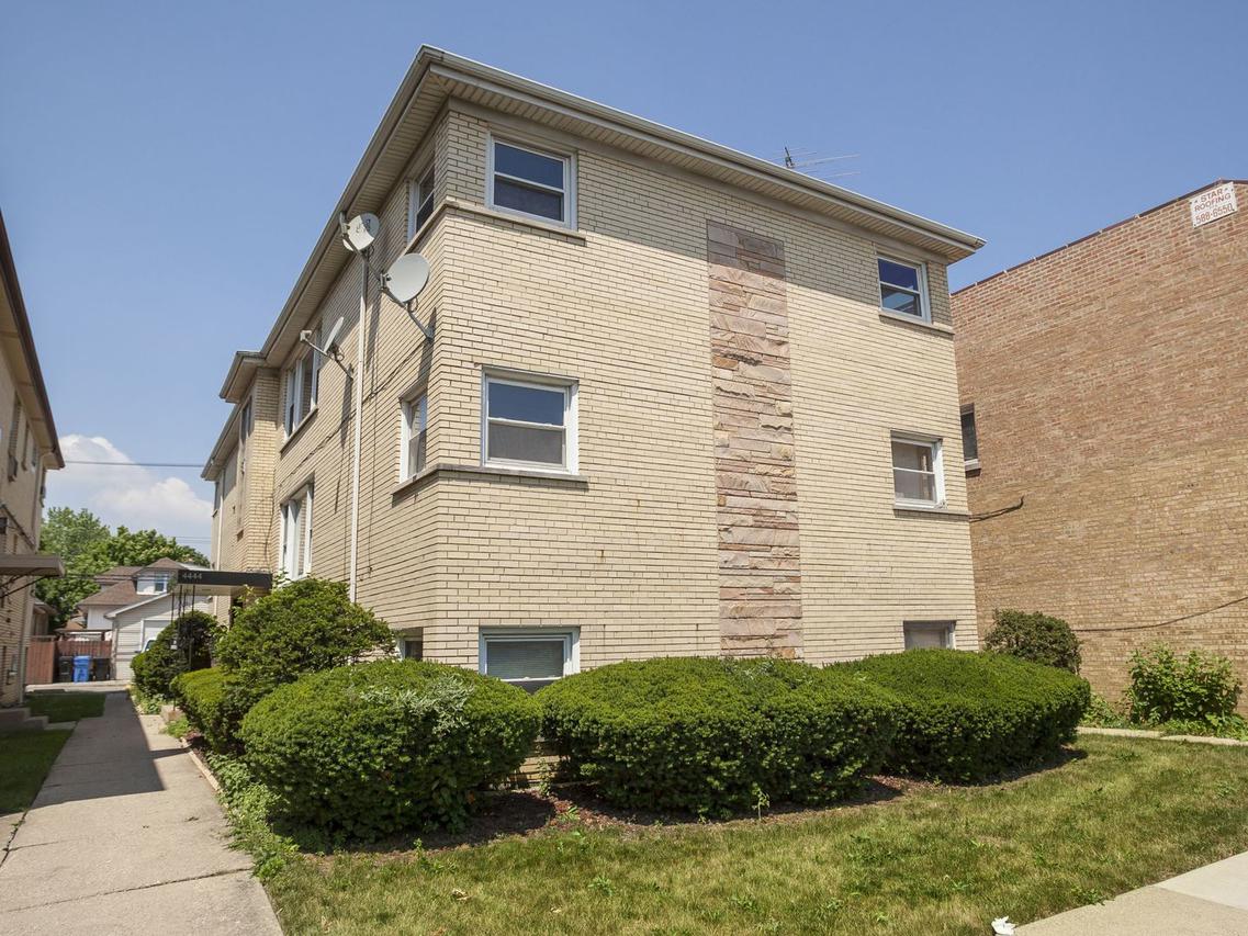 4444 N Central Ave. #2N, Chicago, IL 60630