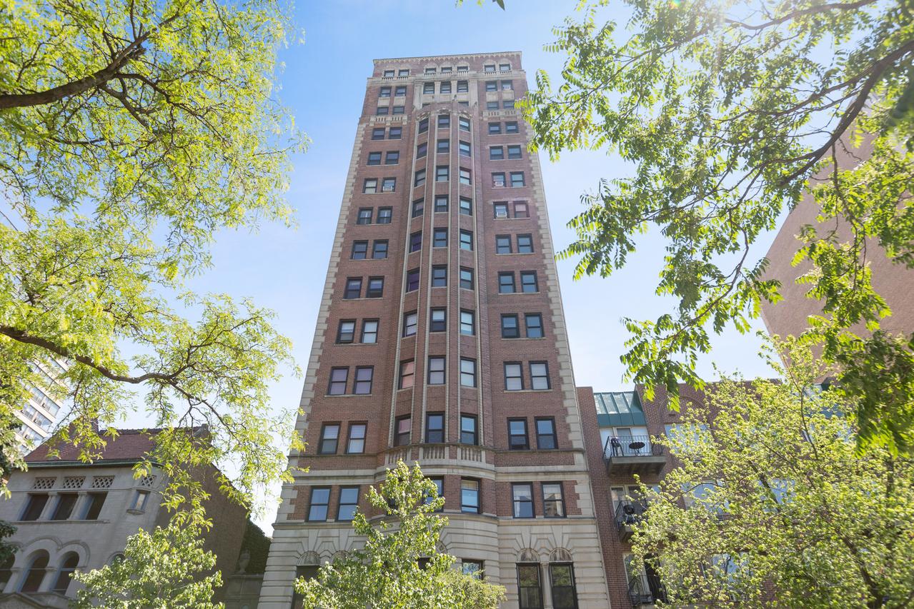 431 W Oakdale Ave. #10C, Chicago, IL 60657