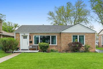 429 W Verret St., Elmhurst, IL 60126