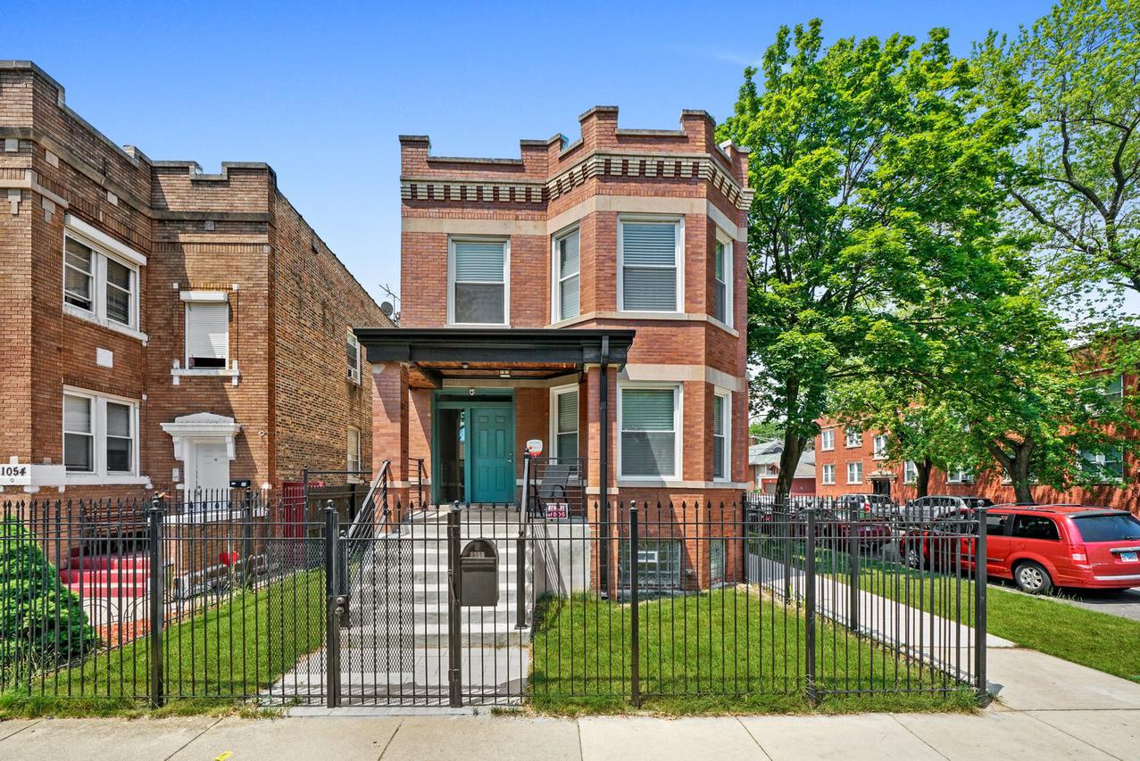 1058 N Leclaire Ave., Chicago, IL 60651