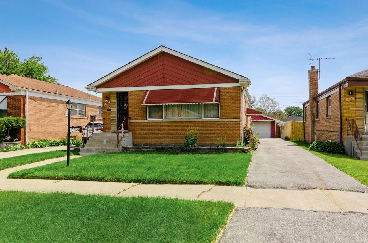 12523 S Harvard Ave., Chicago, IL 60628