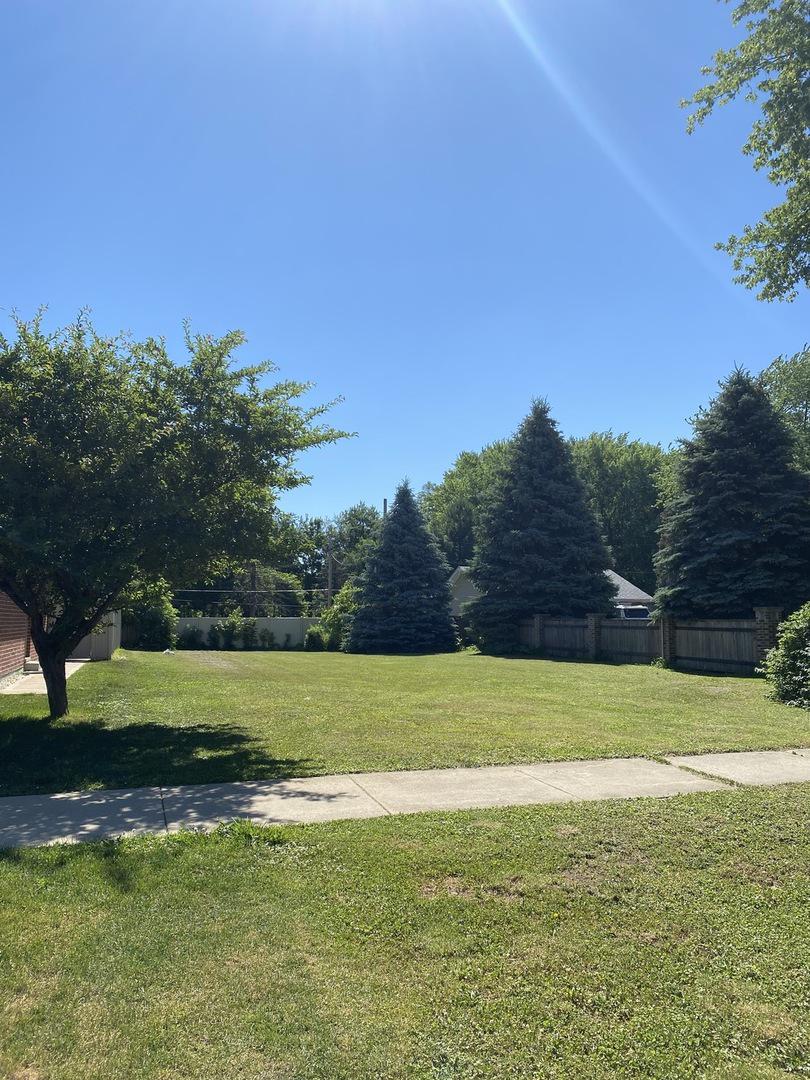 11219 S Oak Park Ave., Worth, IL 60482