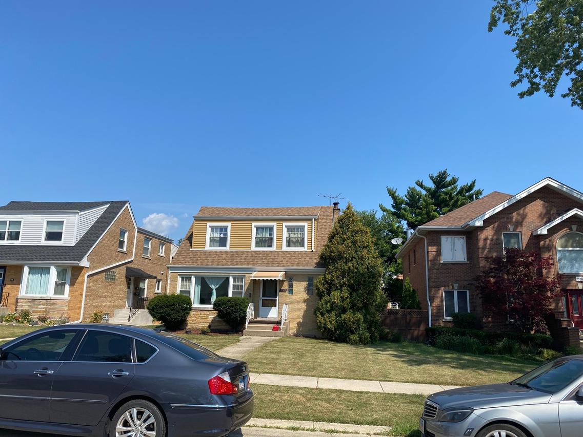7542 W Cleveland St., Niles, IL 60714