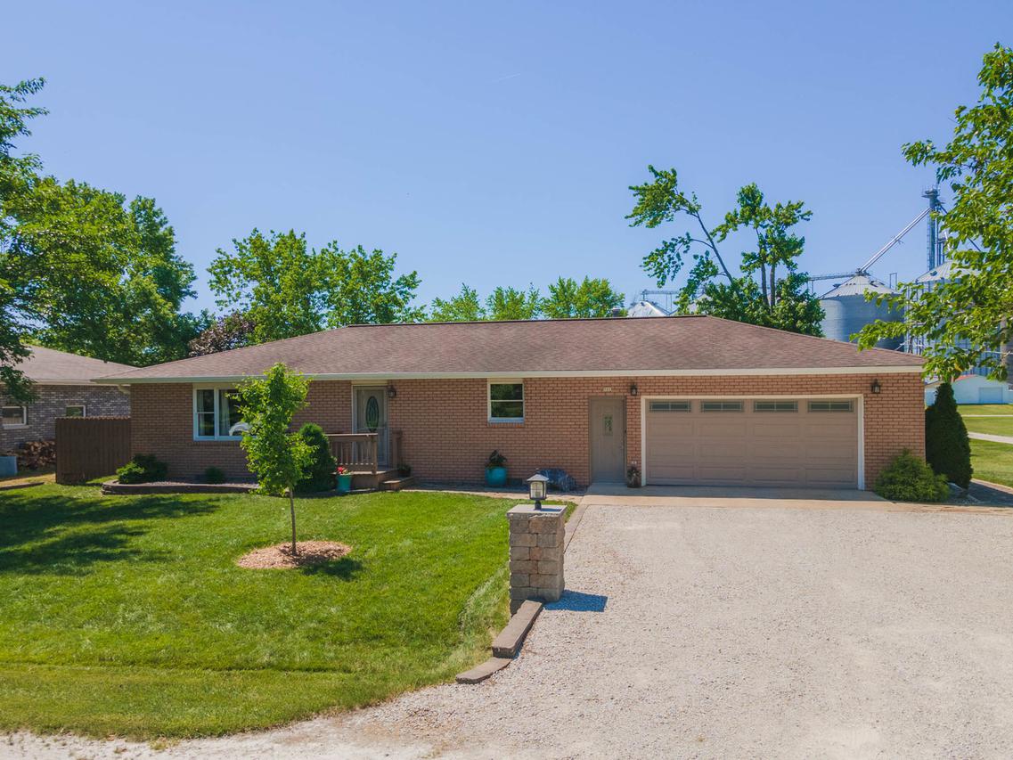 501 W Johnson St., Cornell, IL 61319
