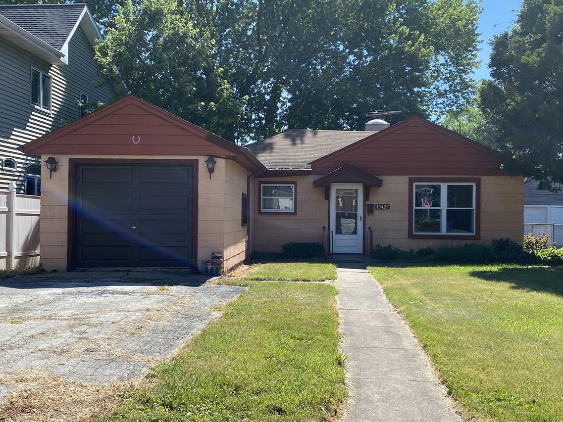 10427 S Homan Ave., Chicago, IL 60655