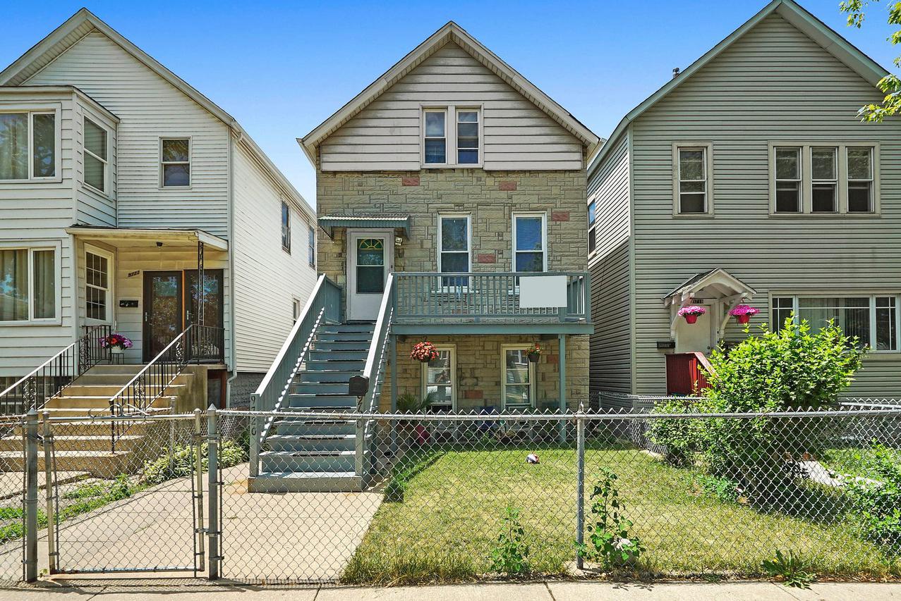 9720 S Exchange Ave., Chicago, IL 60617