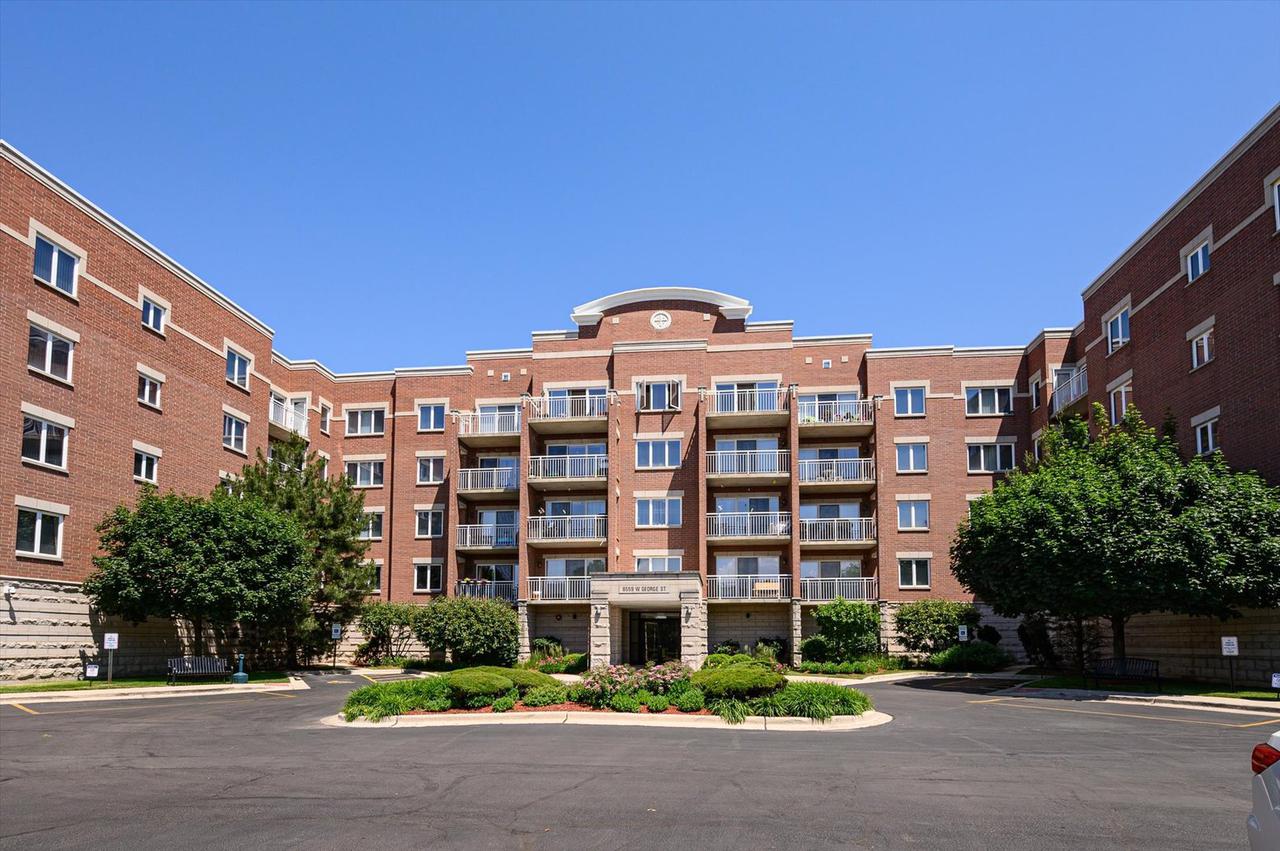 6559 W George St. #405, Chicago, IL 60634