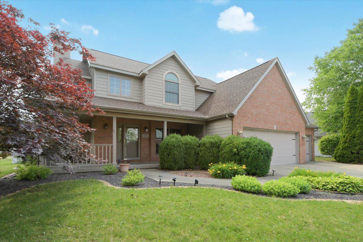 607 N Cedar Dr., St. Joseph, IL 61873