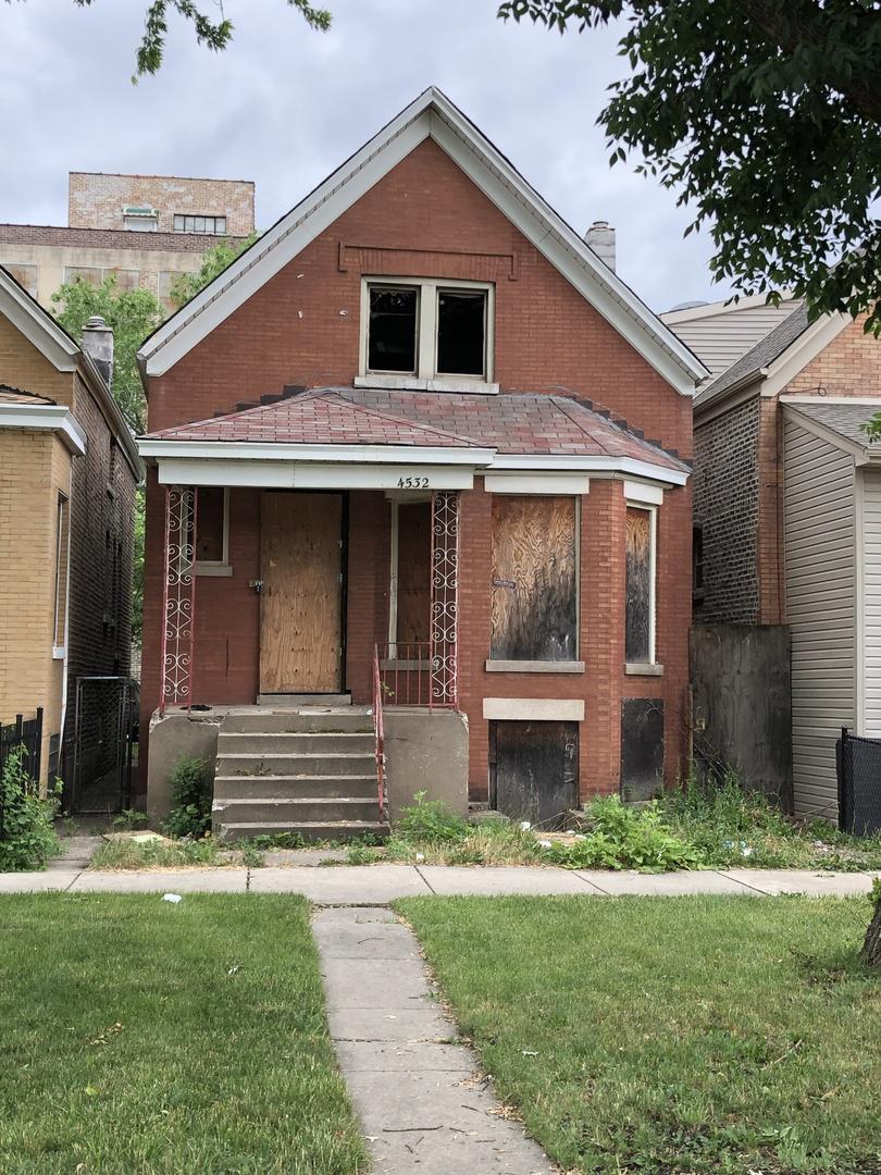 4532 W Maypole Ave., Chicago, IL 60624