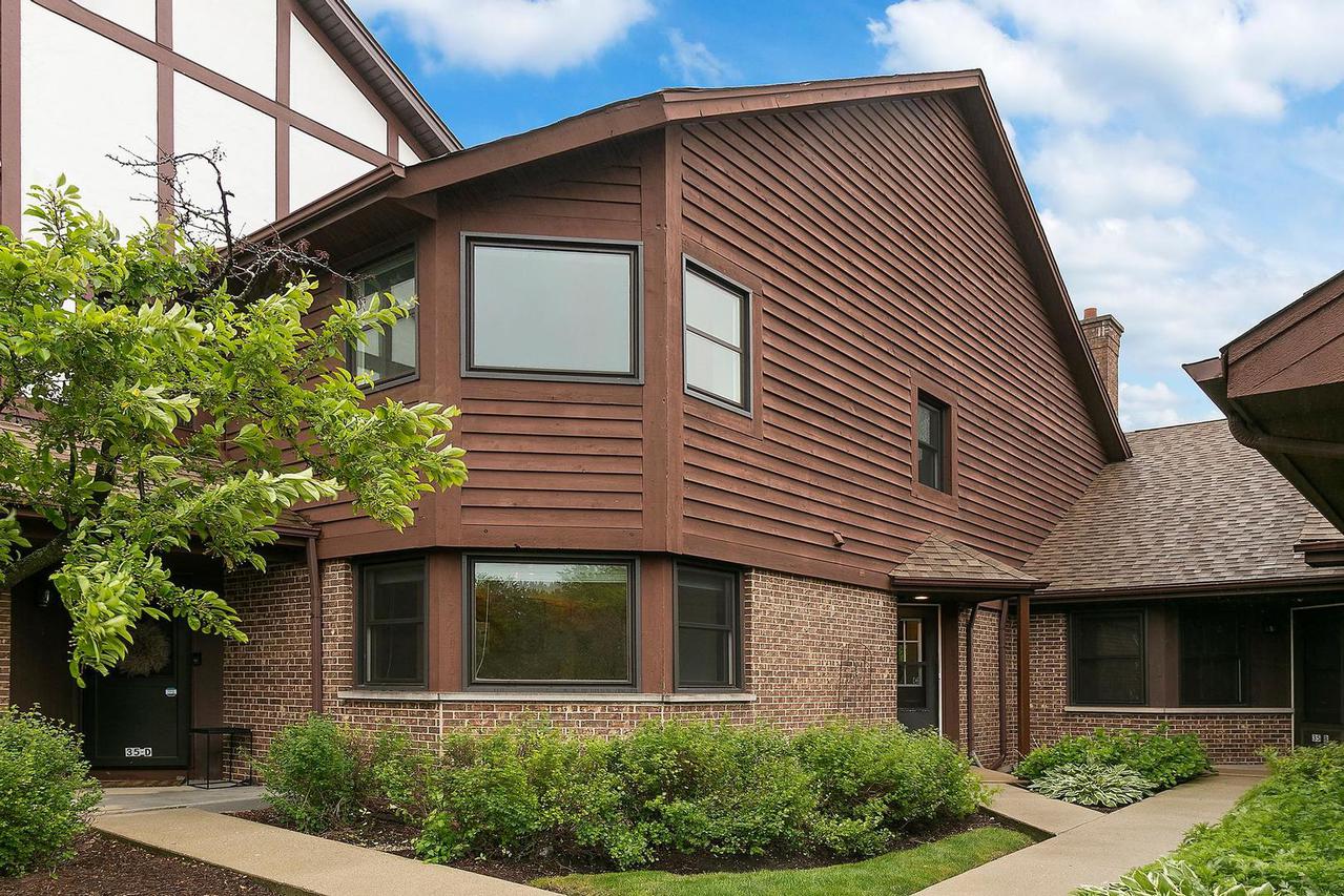 35 Terrace Ln. #C, Lake Zurich, IL 60047