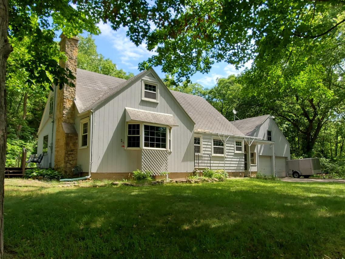 1586 E Il Rte 64, Oregon, IL 61061