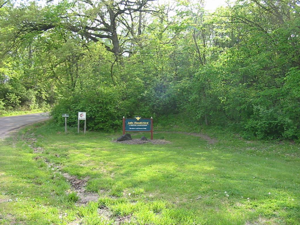 32 Magnolia Dr., Putnam, IL 61560