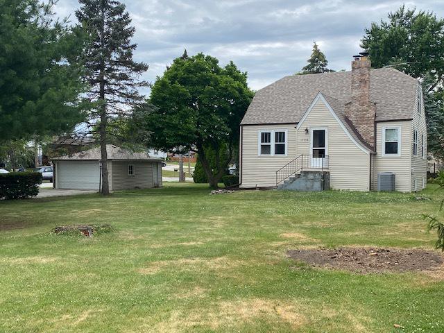 15458 Leclaire Ave., Oak Forest, IL 60452