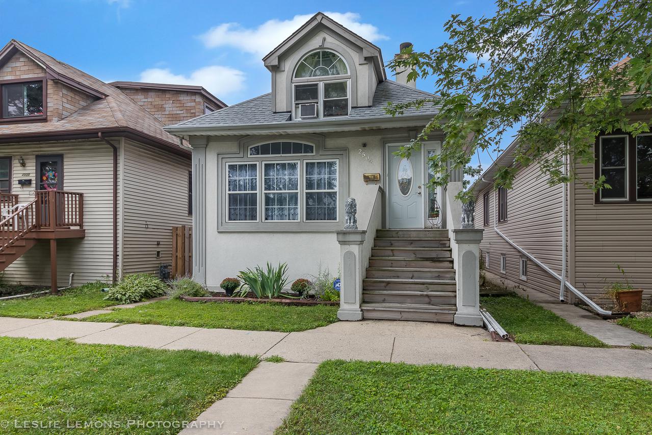 2504 N 73rd Ave., Elmwood Park, IL 60707