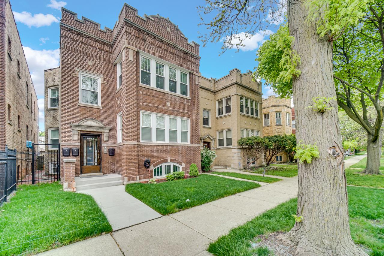 4932 N Mozart St., Chicago, IL 60625