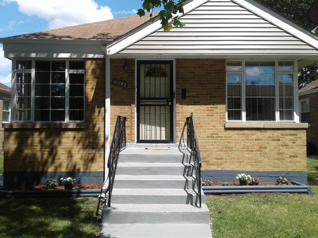10943 S Eberhart Ave., Chicago, IL 60628