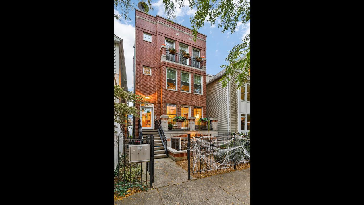 3714 N Greenview St. #1, Chicago, IL 60613