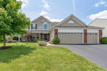 2465 Emerald Ln., Yorkville, IL 60560