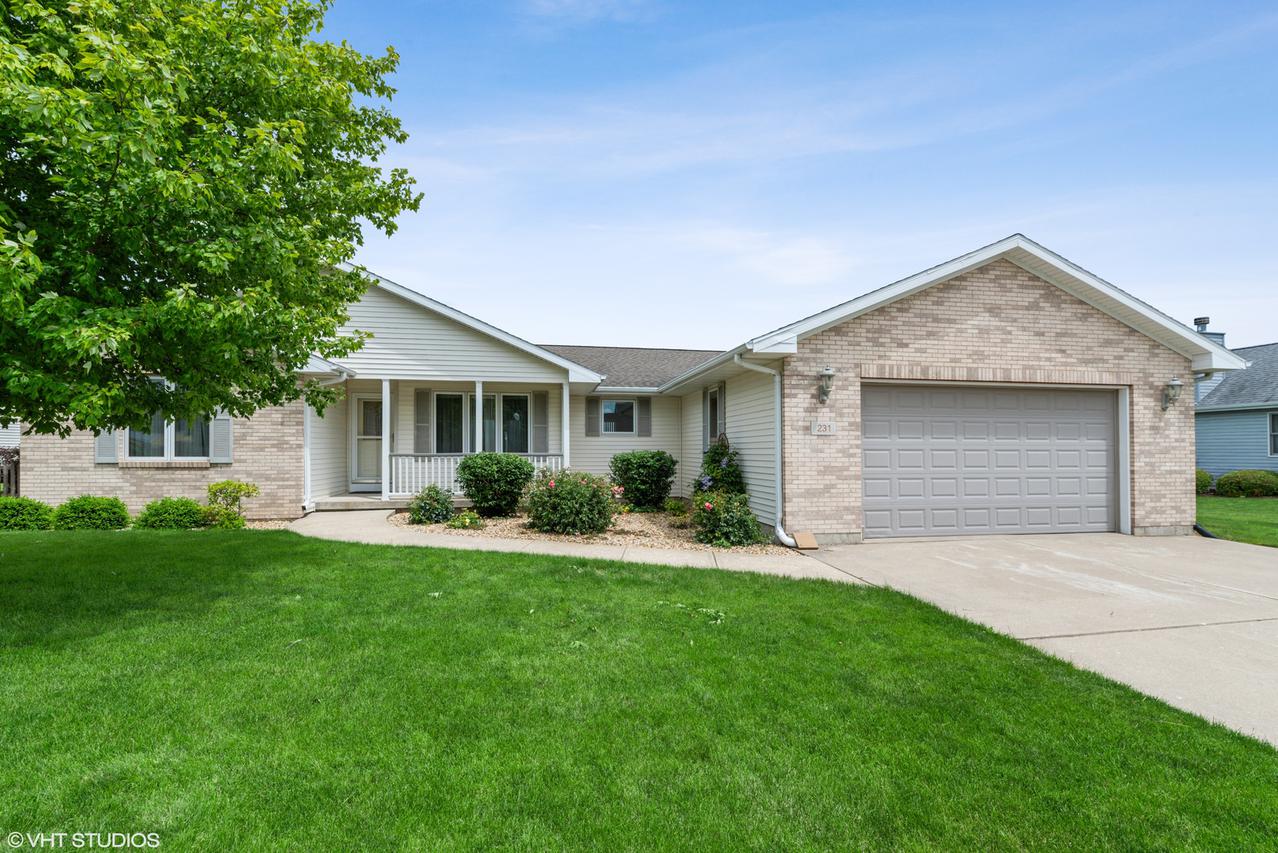 231 Wabansi Tr., Paw Paw, IL 61353