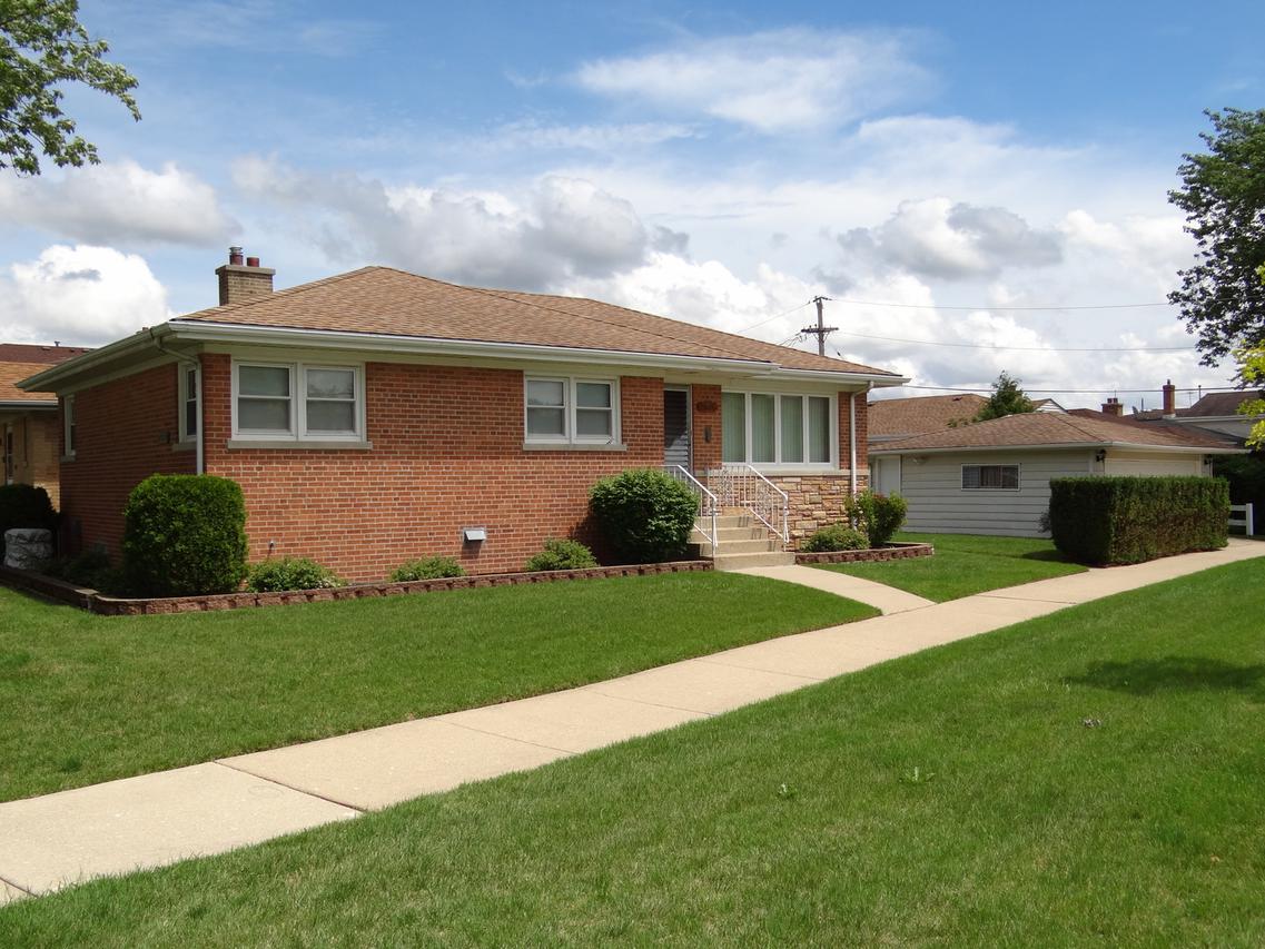 7035 W Main St., Niles, IL 60714