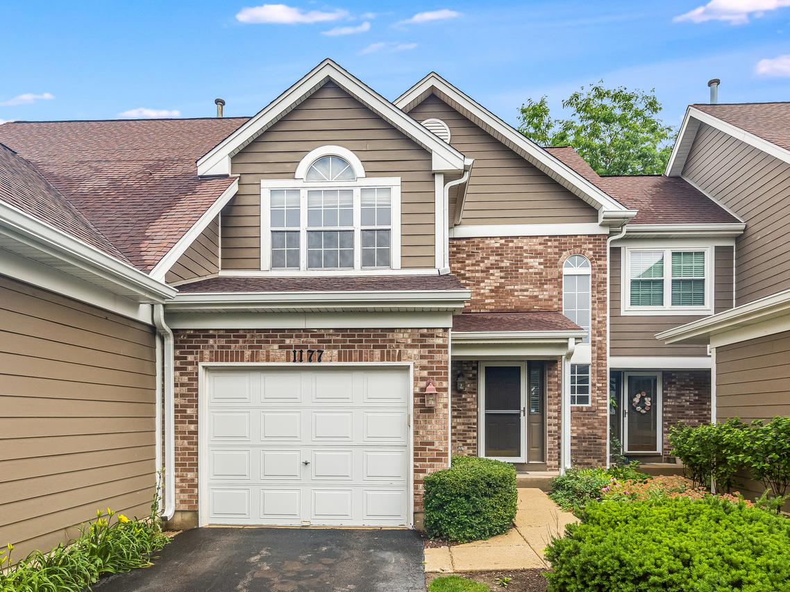 1177 Edington Ct., Carol Stream, IL 60188