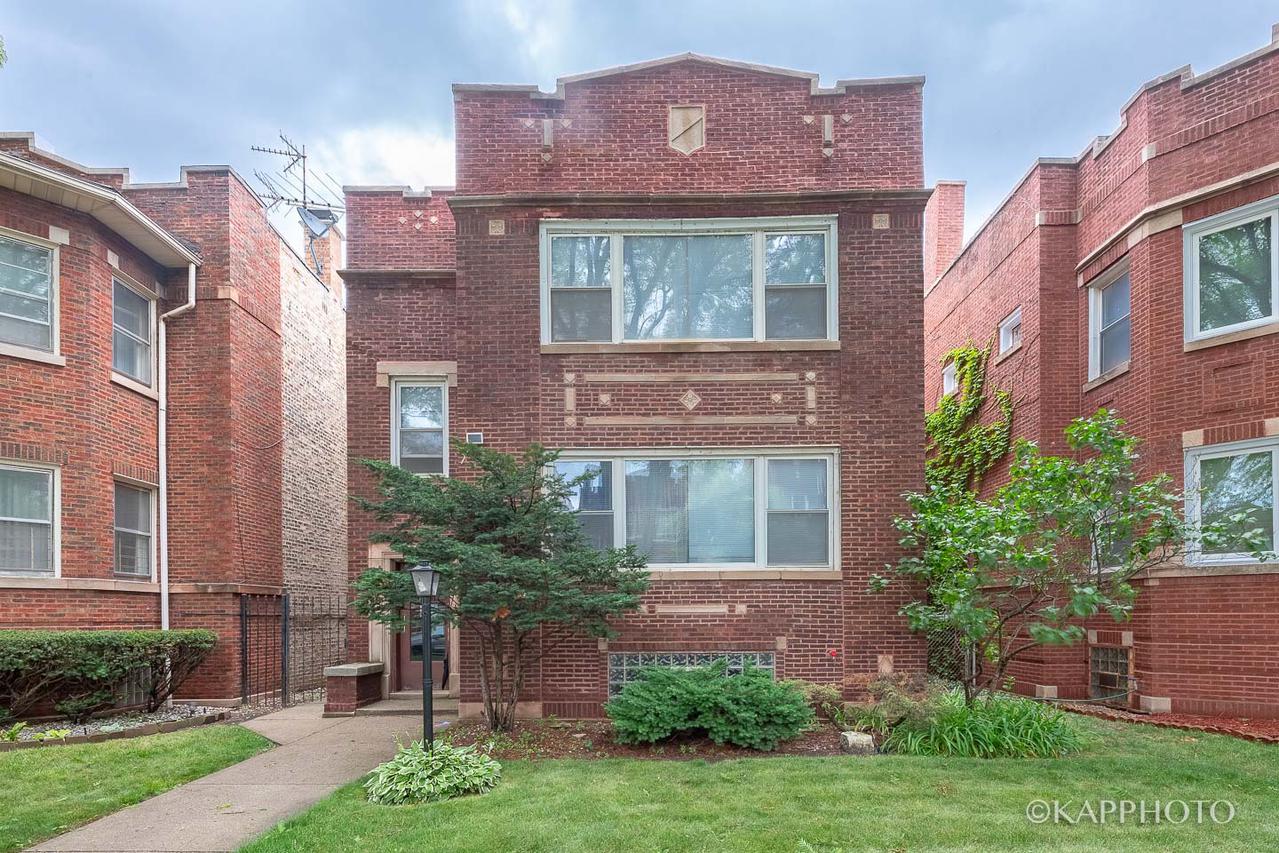 7945 S Eberhart Ave., Chicago, IL 60619