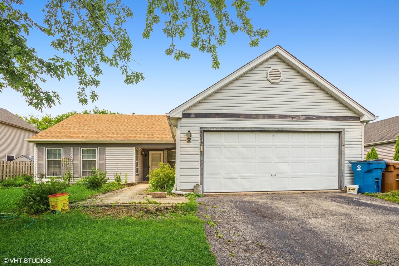 44 Siems Dr., Glendale Heights, IL 60139