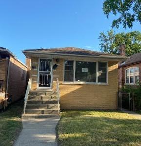 749 E 104th St., Chicago, IL 60628