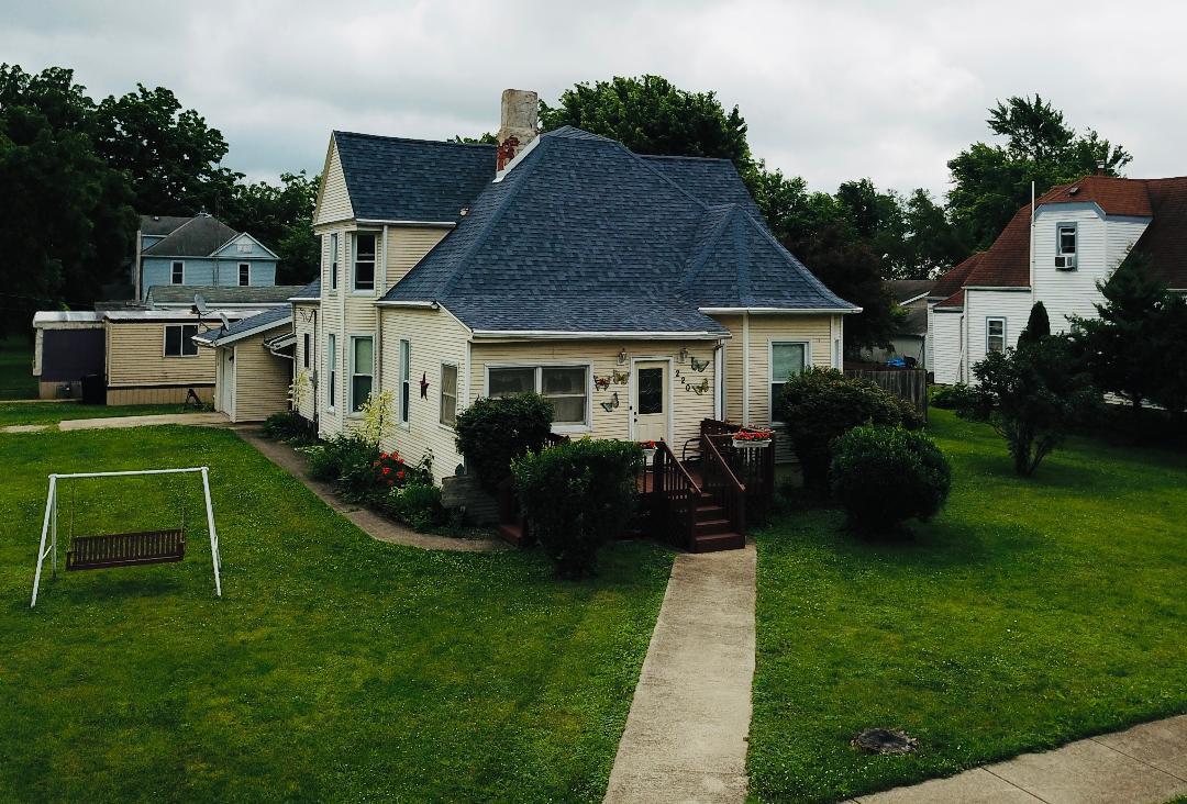 220 Elm St., Campus, IL 60920