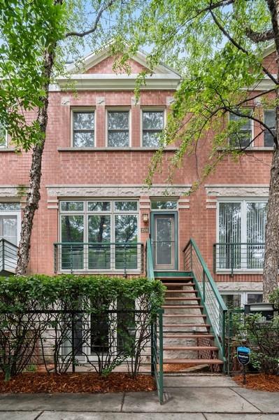 2506 N Bosworth Ave., Chicago, IL 60614