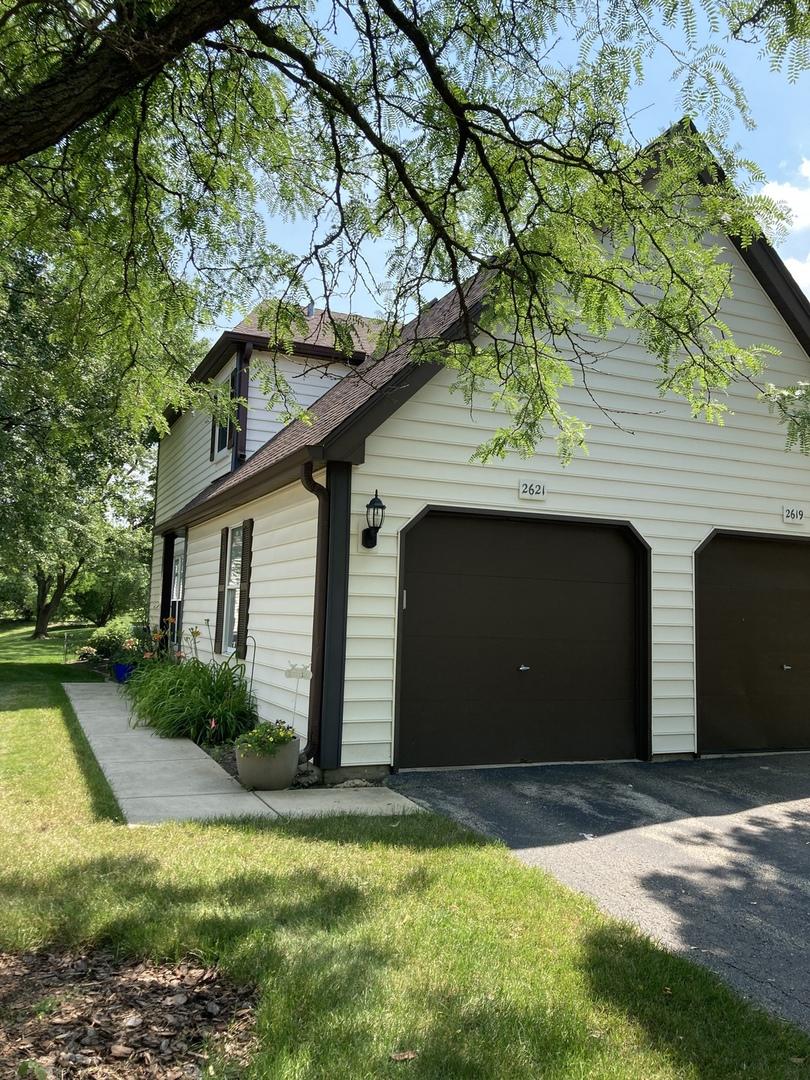 2621 Oakshire Ct., Aurora, IL 60502