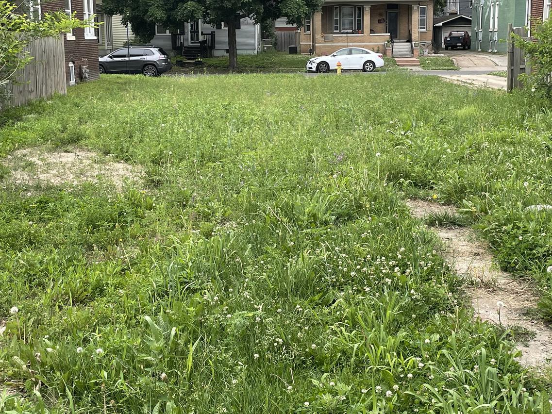 2314 State St., Granite City, IL 62040