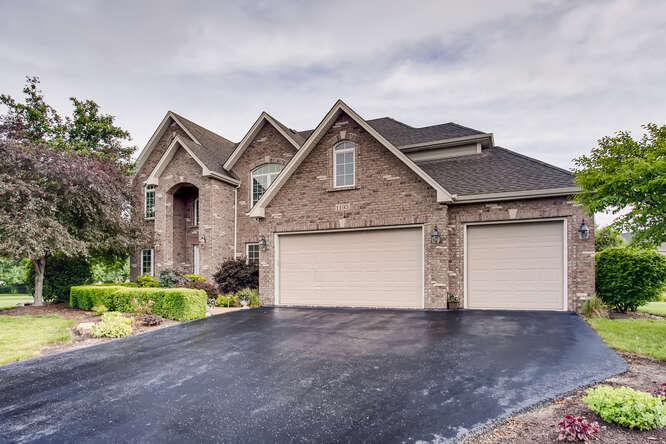 1193 Taus Cir., Yorkville, IL 60560